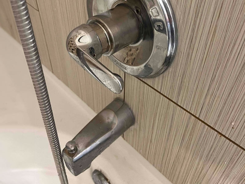 bathroom tub fixtures